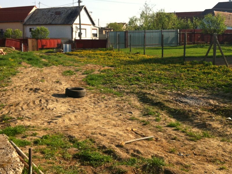 Babkina záhrada v Chorvátskom Grobe pred začiatkom stavby